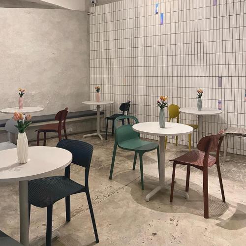 Restaurant, E11 Hotel BTS Punnawithi near Udom Suk BTS Station Restaurant, E11 Hotel BTS Punnawithi near Udom Suk BTS Station