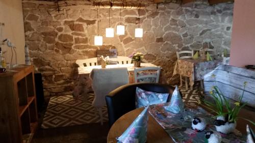 Urgemütliche Weihnachtstage auf dem Land mit regionalen Köstlichkeiten (Ubernachten in unseren Crutpracht Gastezimmern mit großem Bauernfruhstuck, ab April 24 auch in der D) in Kirchhundem Urgemütliche Weihnachtstage auf dem Land mit regionalen Köstlichkeiten (Ubernachten in unseren Crutpracht Gastezimmern mit großem Bauernfruhstuck, ab April 24 auch in der D) in Kirchhundem