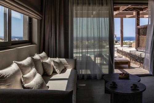 Ela Tinos in تينوس Ela Tinos in تينوس