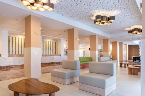 Lobi, THB San Fermin Hotel in Benalmadena Town Center Lobi, THB San Fermin Hotel in Benalmadena Town Center