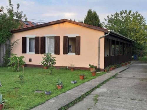 Rozmaring Vendeghaz in Petofitelep Rozmaring Vendeghaz in Petofitelep