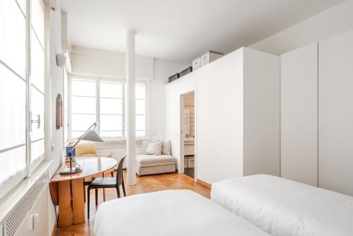 Ceradini Apartment with Balcony R&R