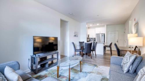 Luxury Modern Apt with Patio in ليكسنجتون Luxury Modern Apt with Patio in ليكسنجتون