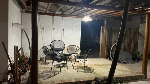 ระเบียง/ชานเรือน, Vila Casarão - Casa de Hóspedes (Vila Casarao - Casa de Hospedes) in คาราเวลัส ระเบียง/ชานเรือน, Vila Casarão - Casa de Hóspedes (Vila Casarao - Casa de Hospedes) in คาราเวลัส