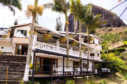 Hotel Casa Linda Guatape in Guatape Hotel Casa Linda Guatape in Guatape