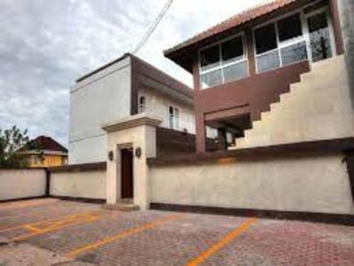 Exterior view, Gaing Mas Residence by Gaing Mas Group in Jimbaran Exterior view, Gaing Mas Residence by Gaing Mas Group in Jimbaran