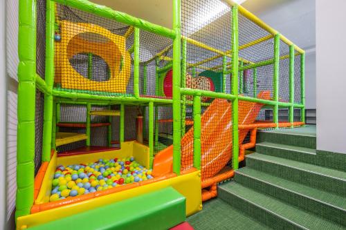 คลับสำหรับเด็ก, Hotel Jezerka in เซซ คลับสำหรับเด็ก, Hotel Jezerka in เซซ