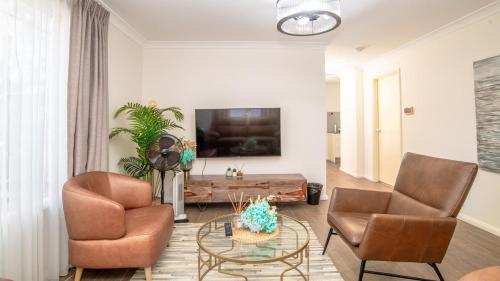3bedroom Townhouse at Dundas in Dundas Valley 3bedroom Townhouse at Dundas in Dundas Valley