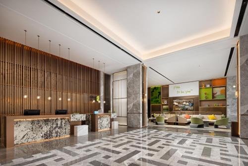 Lobby, Home2 Suite by Hilton Wuhan Economic Development Zone in Zhuankou Economic Development Zone Lobby, Home2 Suite by Hilton Wuhan Economic Development Zone in Zhuankou Economic Development Zone