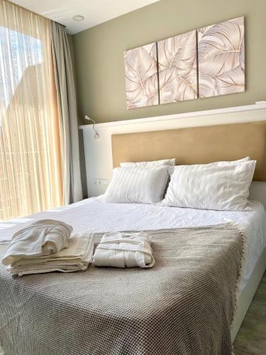 Sunrise Apartment 306B