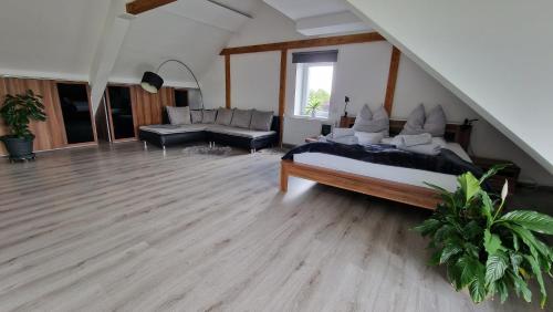Ferienwohnung mit Weitblick in Weiskirchen Ferienwohnung mit Weitblick in Weiskirchen