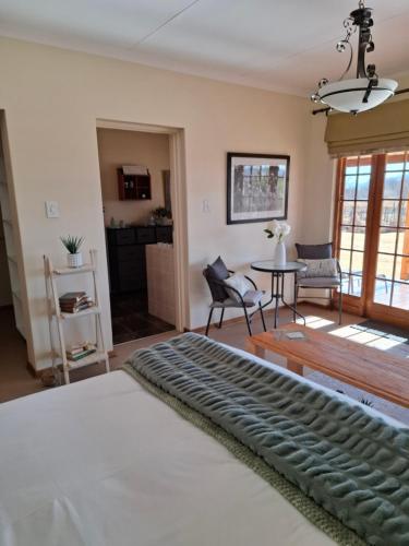 Meadow View Guest Room in Wakkerstroom Meadow View Guest Room in Wakkerstroom