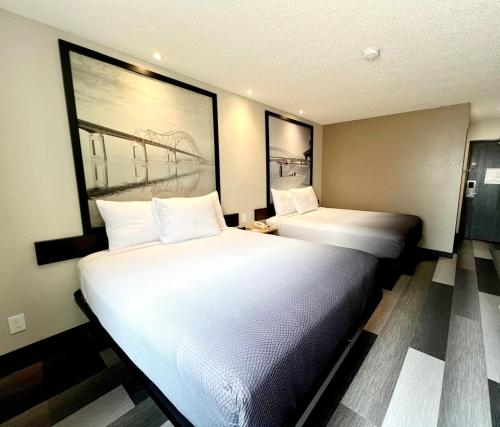 Super 8 By Wyndham Cedar Rapids in Cedar Rapids (IA) Super 8 By Wyndham Cedar Rapids in Cedar Rapids (IA)