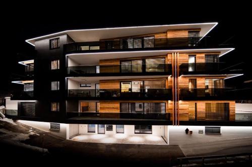 Hollywood Dream Penthouse & Apartments mit privater Sauna nahe Ischgl in Ulmich Hollywood Dream Penthouse & Apartments mit privater Sauna nahe Ischgl in Ulmich