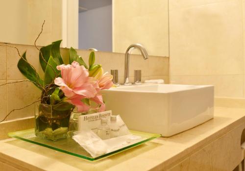 This photo about Bisonte Libertad shared on HyHotel.com