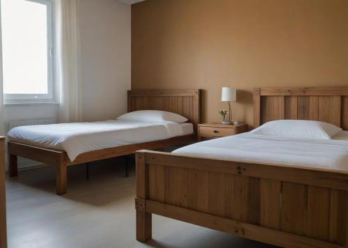 Near Airport Twin Palms Room with Shared Bath in Santa Maria Near Airport Twin Palms Room with Shared Bath in Santa Maria