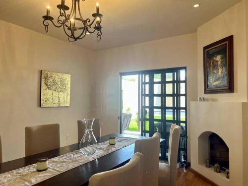 2BD Peaceful House Private Heated Pool, Gym, BBQ in La Lejona 2BD Peaceful House Private Heated Pool, Gym, BBQ in La Lejona