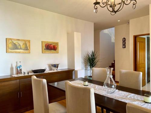 2BD Peaceful House Private Heated Pool, Gym, BBQ in La Lejona 2BD Peaceful House Private Heated Pool, Gym, BBQ in La Lejona