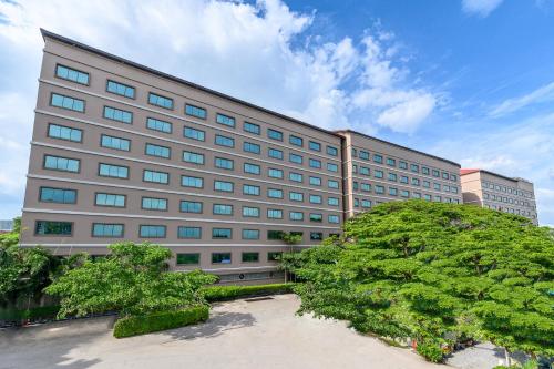 โรงแรม อีส จอมเทียน บี near Jurassic Garden โรงแรม อีส จอมเทียน บี near Jurassic Garden