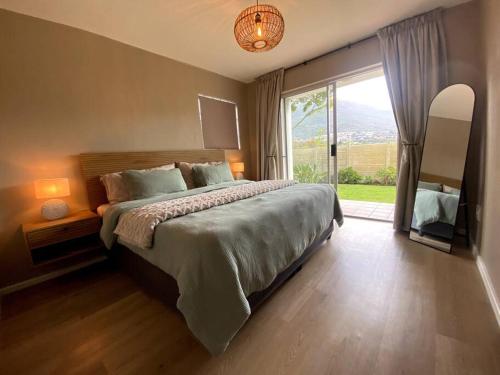 Castle View, Hout Bay