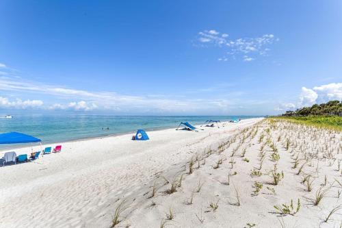 Beachfront Aldea 3 in Belleair Beach (Florida) Beachfront Aldea 3 in Belleair Beach (Florida)