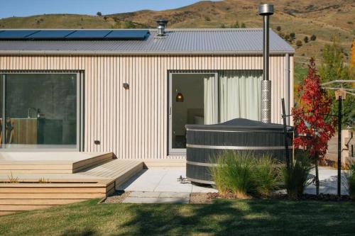 Abodo Alpine Eco Villa Spa in Cardrona Abodo Alpine Eco Villa Spa in Cardrona