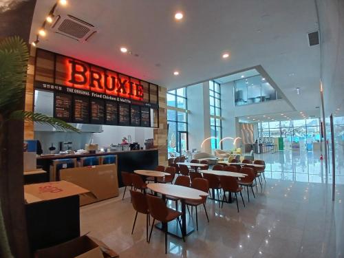 Restaurant, surfresort Inn-The City YangYang in Yangyang Restaurant, surfresort Inn-The City YangYang in Yangyang