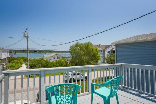 New cozy coastal retreat! in Groton (CT) New cozy coastal retreat! in Groton (CT)
