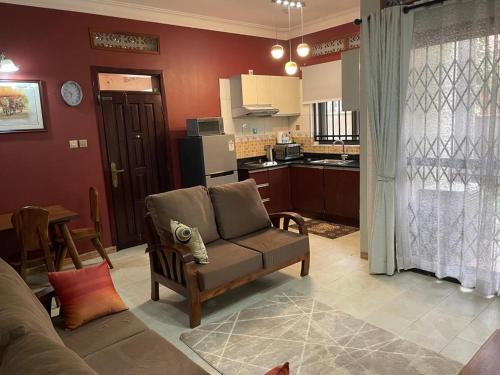 Malachite Apartments 11