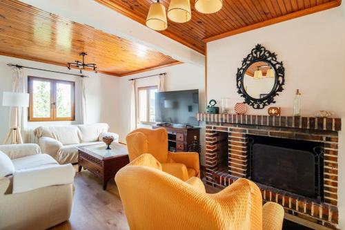 Casa Los Mozos, a 9 kilómetros de Santander y a 6 de Cabárceno (Casa Los Mozos, a 9 kilometros de Santander y a 6 de Cabarceno) in Astillero Casa Los Mozos, a 9 kilómetros de Santander y a 6 de Cabárceno (Casa Los Mozos, a 9 kilometros de Santander y a 6 de Cabarceno) in Astillero