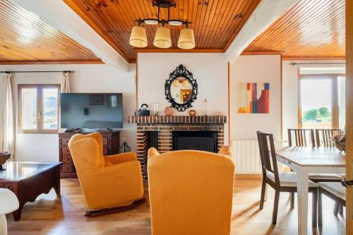 Casa Los Mozos, a 9 kilómetros de Santander y a 6 de Cabárceno (Casa Los Mozos, a 9 kilometros de Santander y a 6 de Cabarceno) in Astillero Casa Los Mozos, a 9 kilómetros de Santander y a 6 de Cabárceno (Casa Los Mozos, a 9 kilometros de Santander y a 6 de Cabarceno) in Astillero