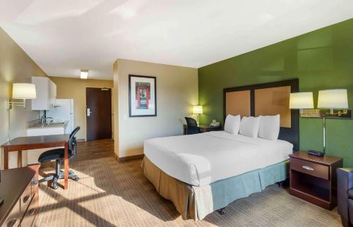Extended Stay America Suites - Chicago - Vernon Hills - Lake Forest in Vernon Hills Extended Stay America Suites - Chicago - Vernon Hills - Lake Forest in Vernon Hills