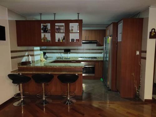 Vista Real Modern View Jacuzzi hidromasaje in การ์เซเลง Vista Real Modern View Jacuzzi hidromasaje in การ์เซเลง