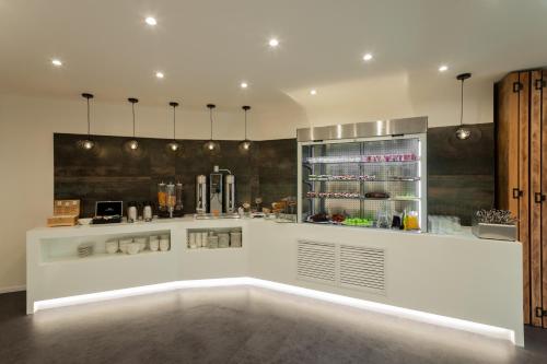 Food and beverages, Tufenkian Historic Yerevan Hotel in Yerevan Food and beverages, Tufenkian Historic Yerevan Hotel in Yerevan