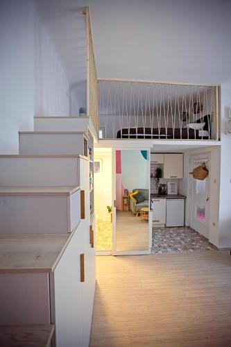 Downtown Bussin' Apartment