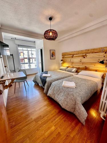 Hostal Atuaire Home en el centro de Burgos in Burgos Hostal Atuaire Home en el centro de Burgos in Burgos