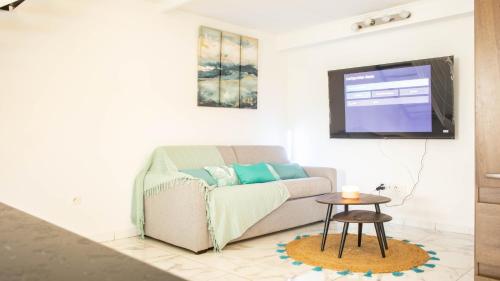 Blue Home T2 Location meublée (Blue Home T2 Location meublee) in 麥多里 Blue Home T2 Location meublée (Blue Home T2 Location meublee) in 麥多里