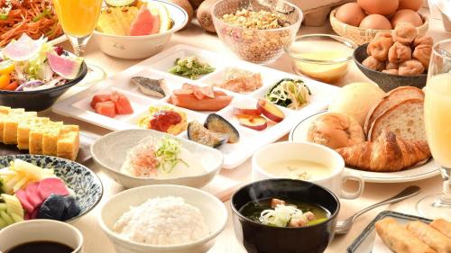 JR East Hotel Mets Premier Yokohama Sakuragicho in Yokohama JR East Hotel Mets Premier Yokohama Sakuragicho in Yokohama