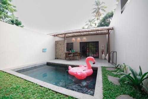 Swimming pool, Ubu Villa Nara 01 - Honeymoon Villa in Kaliurang Swimming pool, Ubu Villa Nara 01 - Honeymoon Villa in Kaliurang