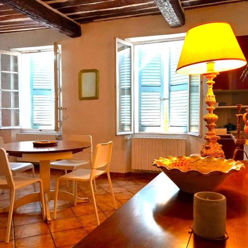 Duplex atypique centre historique in Hyeres City Center Duplex atypique centre historique in Hyeres City Center