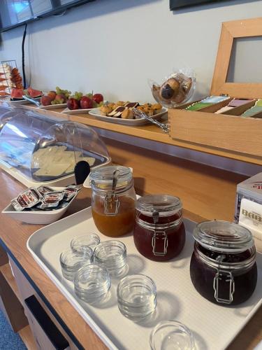 فندق بنسيون زوم غوكل (Hotelpension zum Gockl) in Allershausen فندق بنسيون زوم غوكل (Hotelpension zum Gockl) in Allershausen