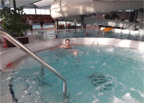 Swimming pool, Villa avec jardin a Bordeaux in Bacalan Swimming pool, Villa avec jardin a Bordeaux in Bacalan