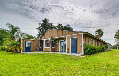 Spacious Micanopy Farmhouse with Luxurious Pool! in Micanopy (FL) Spacious Micanopy Farmhouse with Luxurious Pool! in Micanopy (FL)