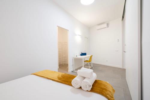 Spacious apartment near to Santiago Bernabeu