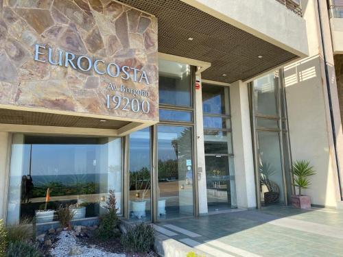 HOM I Grandioso Depto 3D2B con vista y Parking in Κόνκον HOM I Grandioso Depto 3D2B con vista y Parking in Κόνκον