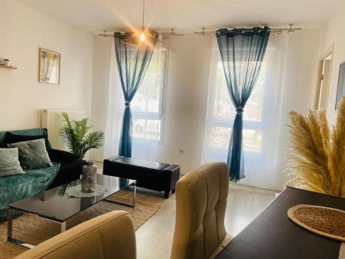 Confort appart entre Paris & Aéroport Charles de Gaulle (Confort appart entre Paris & Aeroport Charles de Gaulle) in Goussainville Confort appart entre Paris & Aéroport Charles de Gaulle (Confort appart entre Paris & Aeroport Charles de Gaulle) in Goussainville