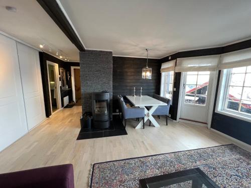 Cozy apt with a view in โตสโตเลน Cozy apt with a view in โตสโตเลน