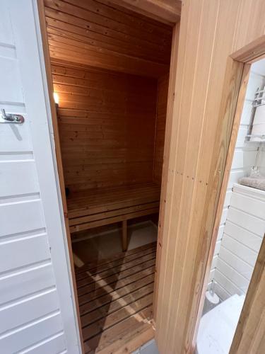 Cozy apt with a view in โตสโตเลน Cozy apt with a view in โตสโตเลน