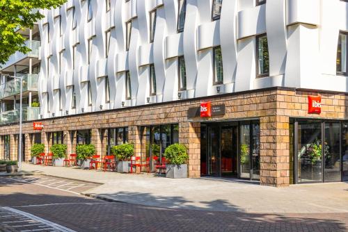 Балкон/тераса, Ibis Rotterdam City Centre in Ротердам Балкон/тераса, Ibis Rotterdam City Centre in Ротердам