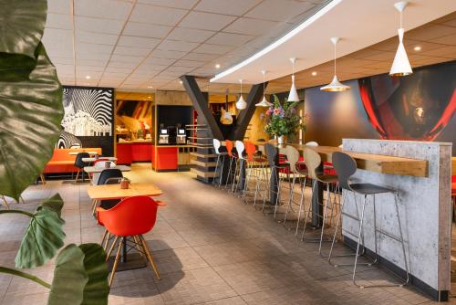 Храна и напитки, Ibis Rotterdam City Centre in Ротердам Храна и напитки, Ibis Rotterdam City Centre in Ротердам